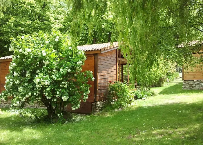 Les Chalets Quazemi A Casteil