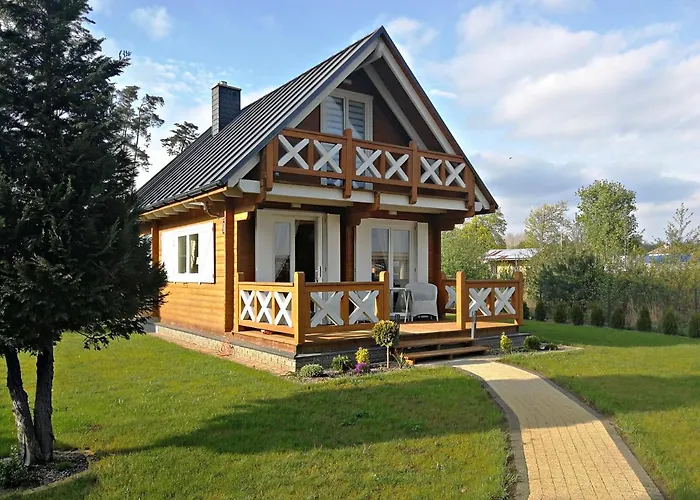 Drewniany Domek Nad Miedwiem