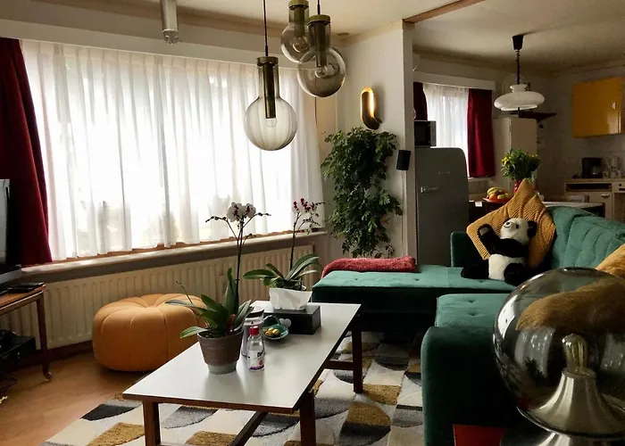 Retro Relax Resort midden in het bos op de Veluwe in Putten