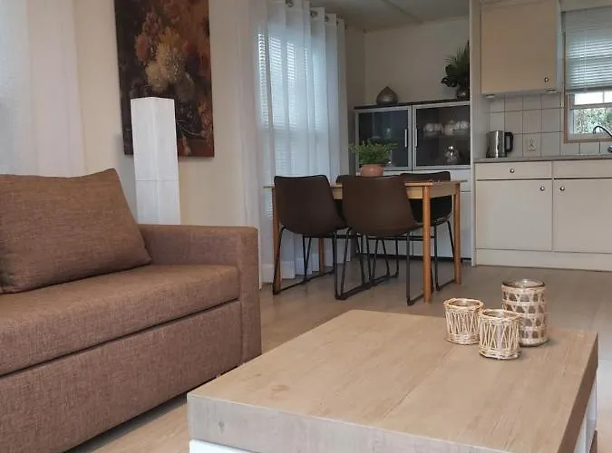 Bospareltjes Luxe chalets Alleen voor recreatie
