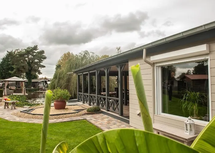 Prachtige Chalet Wabi Sabi Aan Het Water!