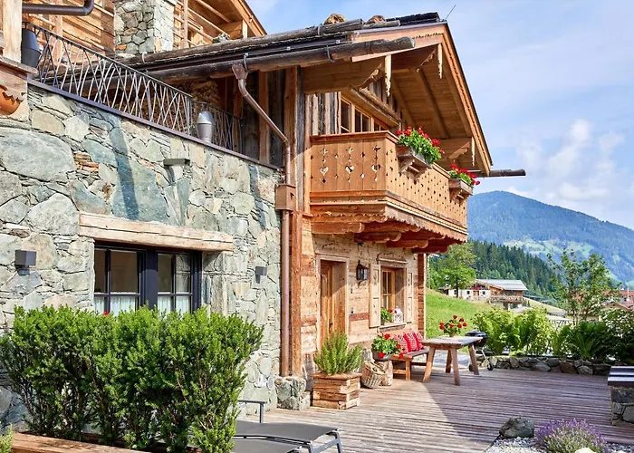 Promi Alm Flachau - Luxus Chalets