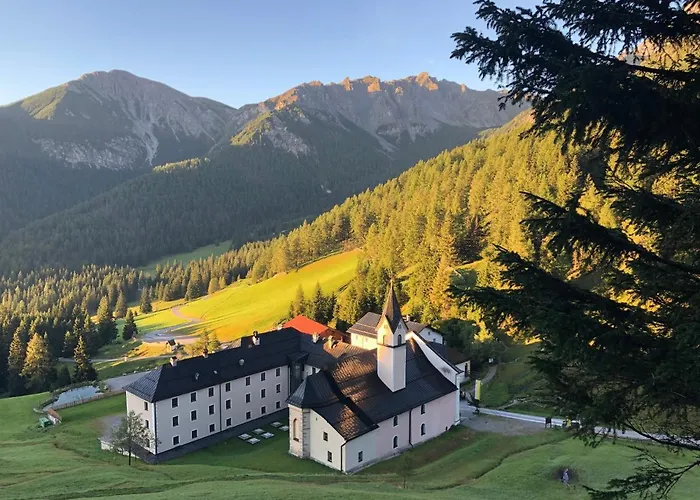 Waldrast Natur Resort