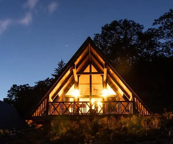 Chalets Na'Thur Lodge