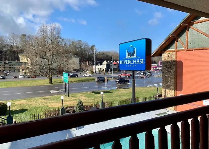 Beach hotel: Riverchase Lodge