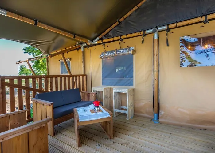 Agriturismo Tenuta Regina - Glamping luxury lodges&apartments