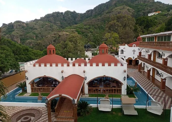 3 star hotel: Hotel Leyenda Del Tepozteco