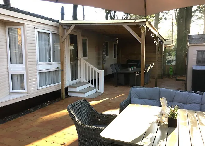 Prachtige Luxe chalet op de Veluwe nabij Hoenderloo