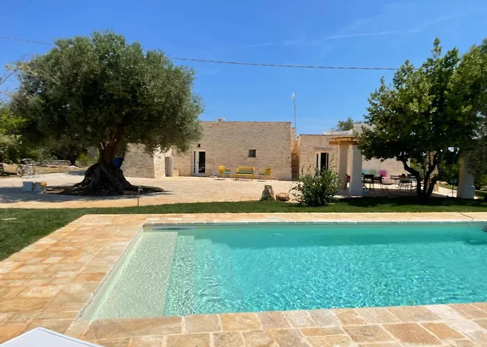 Villa con piscina: Trullo Nadia Ostuni