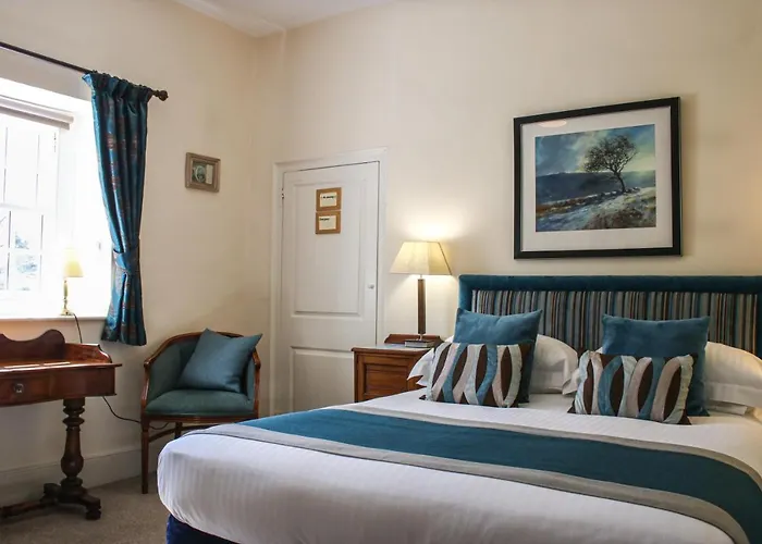Rollestone Manor B&B And Restaurant