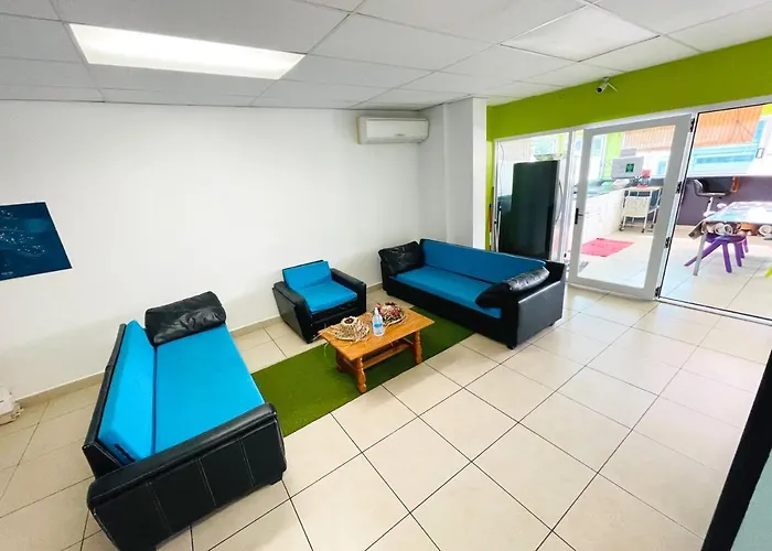 Animaux admis Mahana Lodge & Backpacker