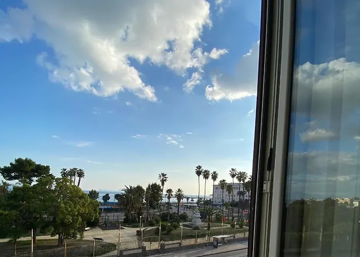 Hotel sulla spiaggia: B&B Riviera