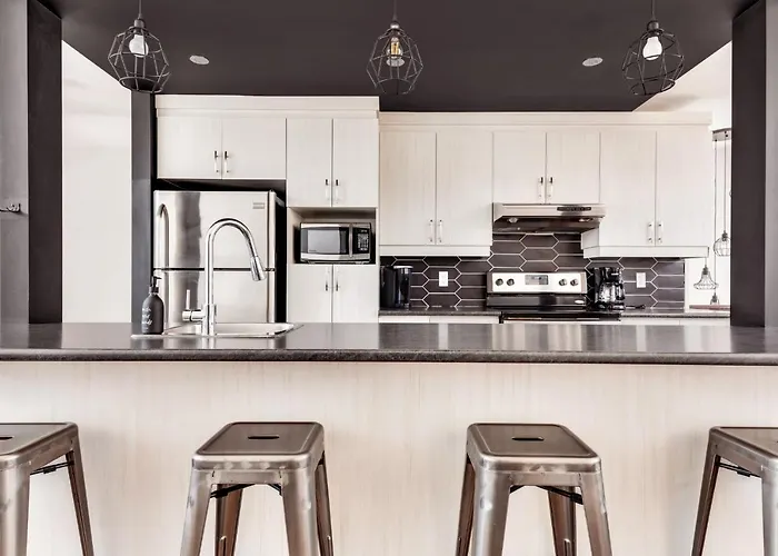 25- Chalet A Louer A Stoneham