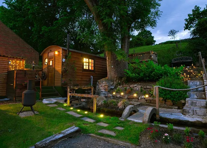 The Old Pumphouse Shepherds Hut With Hot Tub