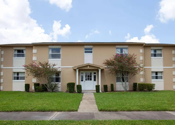 Super 8 By Wyndham Kissimmee