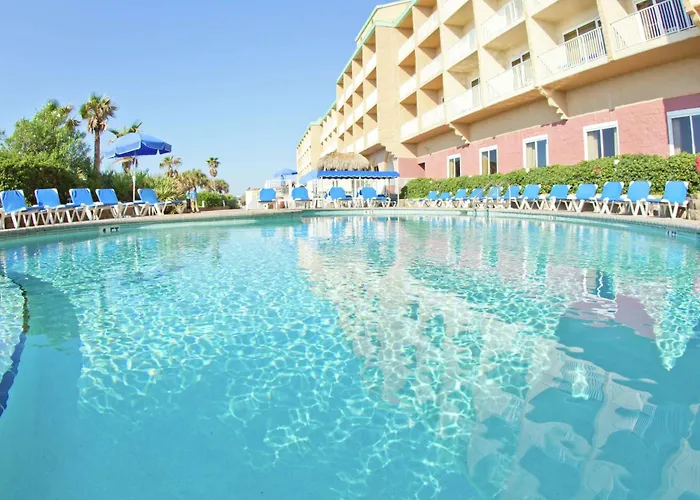 Hampton Inn Pensacola Beach