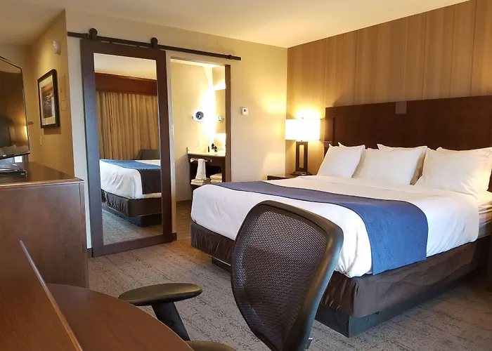 Best Western Plus Superior Inn