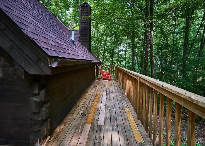 Wild Columbine - Gatlinburg Area Hottub Romantic Cabin