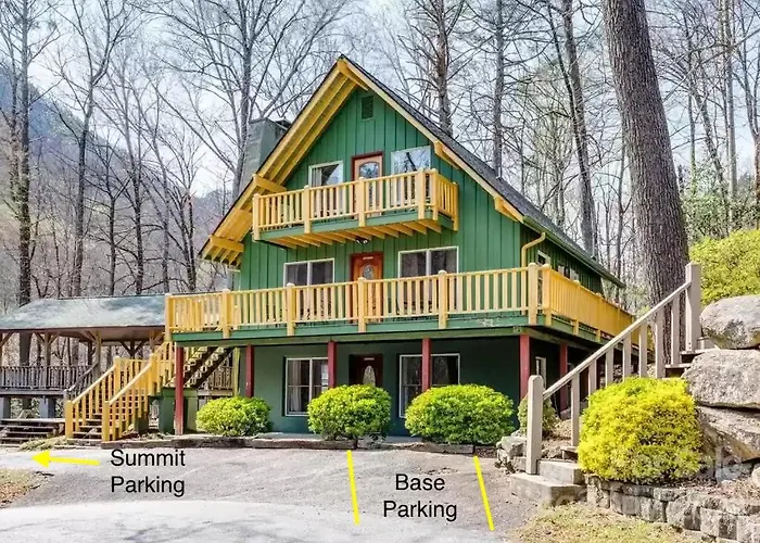 Chimney Rock Chalet Near Lake Lure!