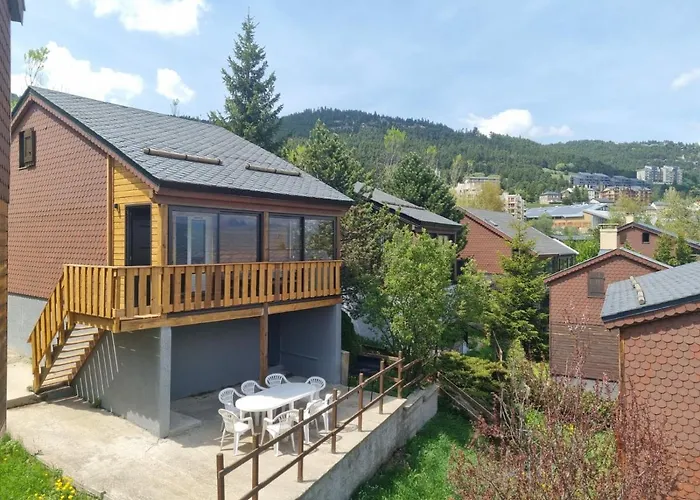 Chalet 8 Couchages A 100M Du Bas Des Pistes Et Commerces