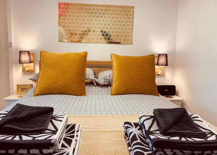 Shine Chalet - Unique & Comfortable Accommodation