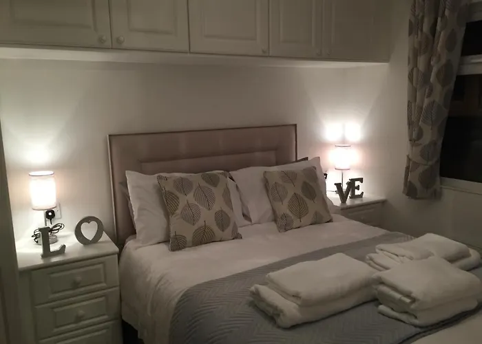 The Warwick Lodge