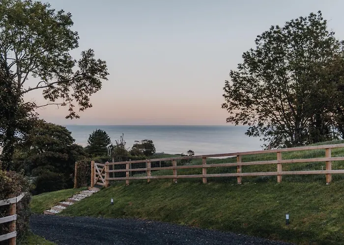 Briarfield Farm Stays - Uisce Cabin