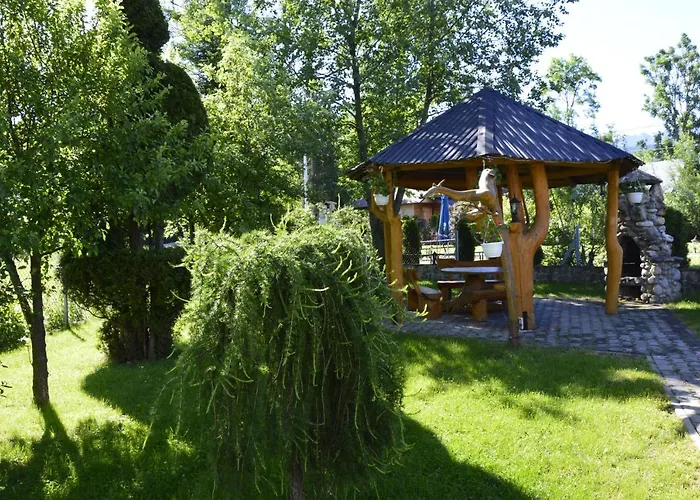 Domki I Pokoje Toporowka