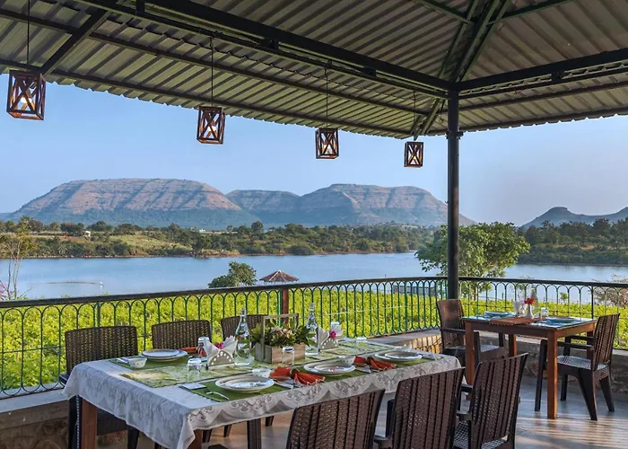 Saffronstays Lake House Bouganvillea, Nashik - Rustic Pool With Great Lake Views And Patio Dining