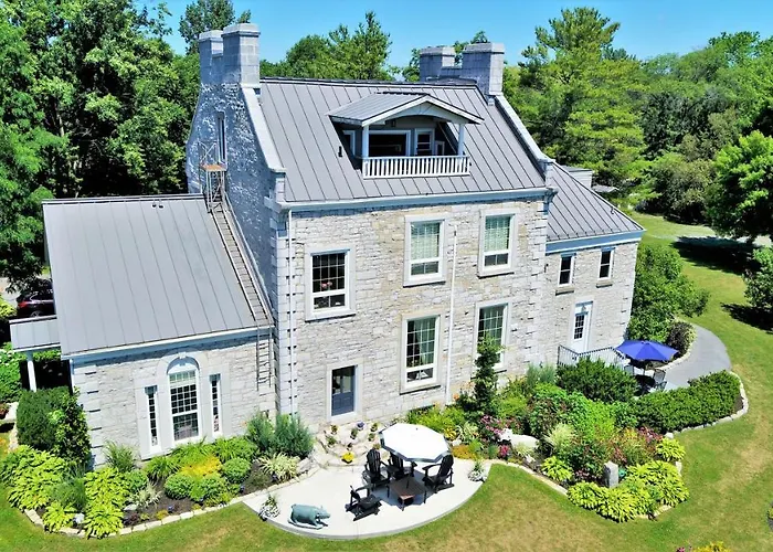 All Suites Whitney Manor