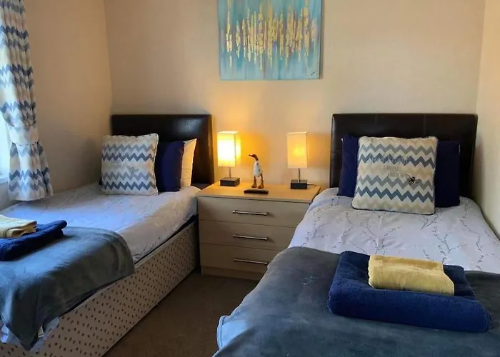 Honeybee Lodge