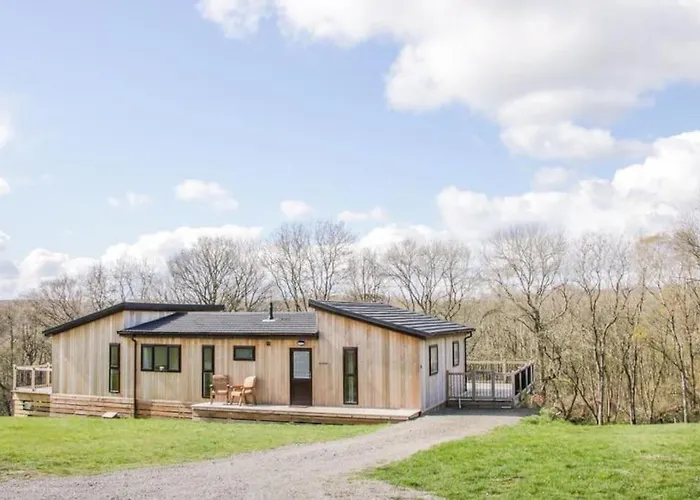 Fabulous Detached Lodge With Hot Tub Two Nights Minimum Stay