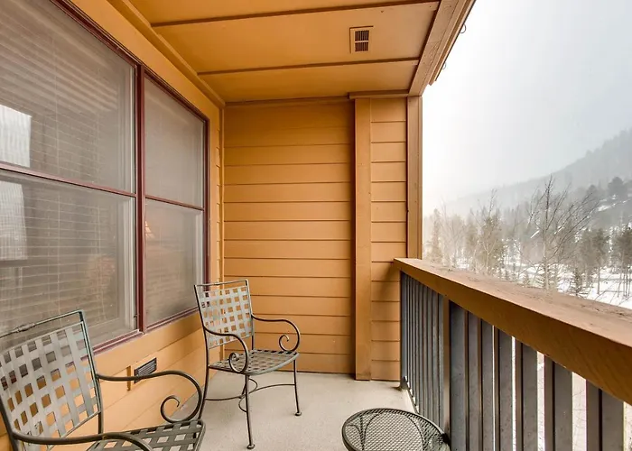 Hotels with pool Springs Condominiums By Vail s