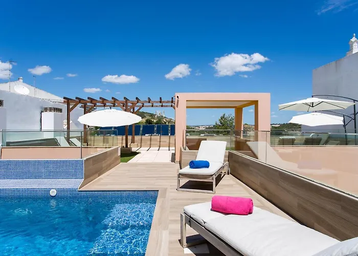 Hotels with a view Casa Amarela Guesthouse