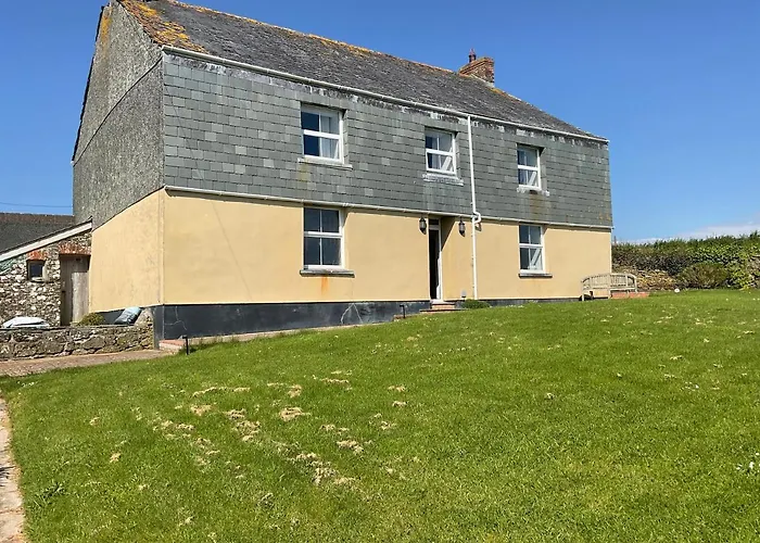 Burrow Park Farmhouse
