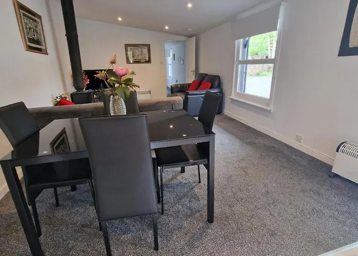Spacious Well Equipped Chalet Bungalow Close To Nairn,