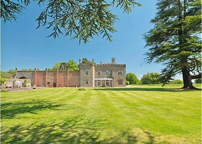 Newcourt Manor