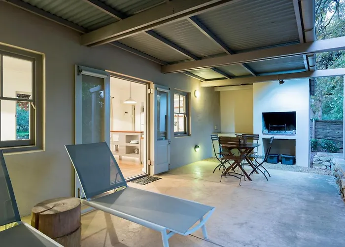 La Chataigne Wines & Guest Cottages