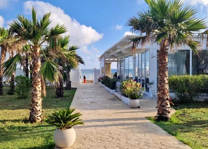 Resort: Hotel Corona Beach Peschici