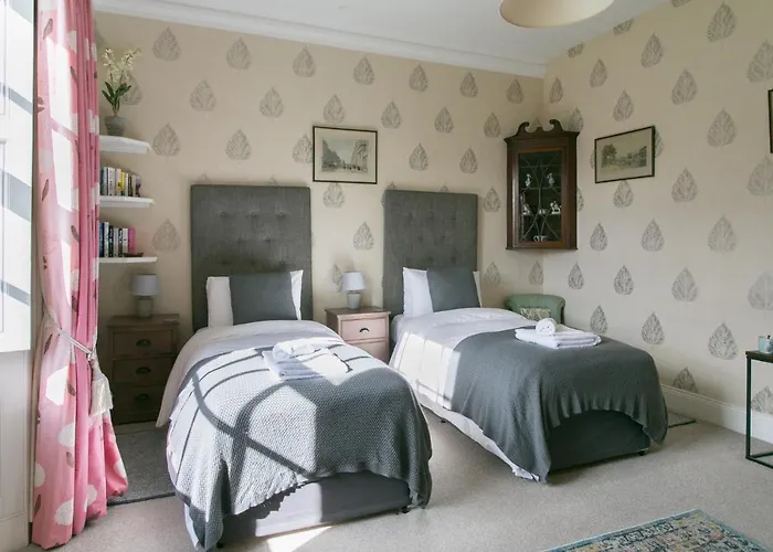 Stay On The Hill - The Coach House