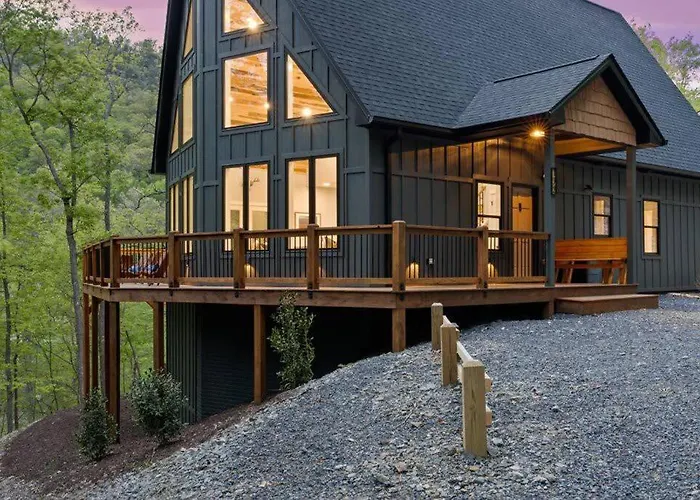Mountain Retreat Haven-Hot Tub-Game Room