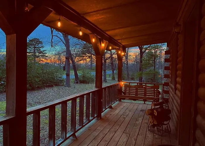 Cozy Cabin At Bear Mountain Log Cabins