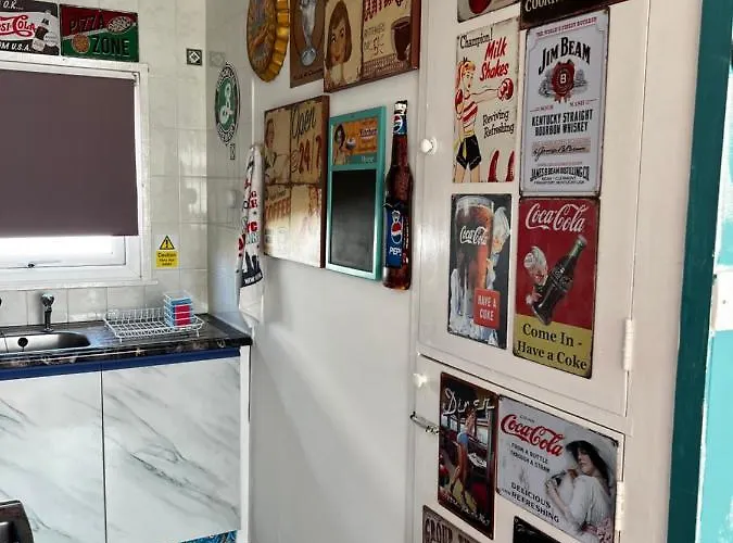 American Retro Chalet