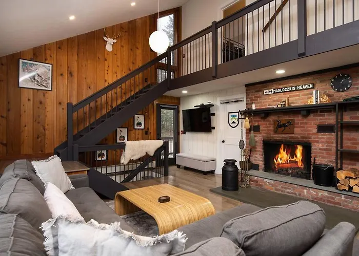 Killington Ski Chalet - Newly Renovated