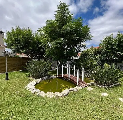 Cafofos Da Zeta, Cozy Pool House