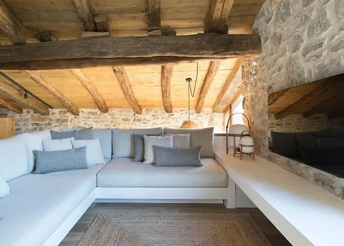 Cabana La Roca