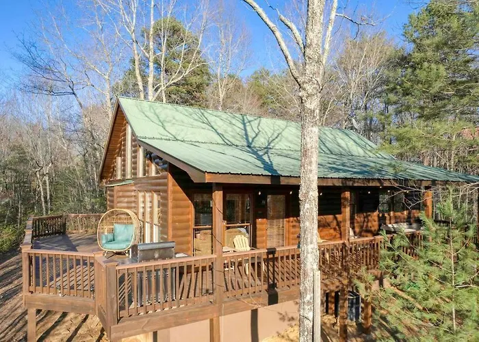 Serene Cabin*Mountain Views*Hot Tub*Large Decks