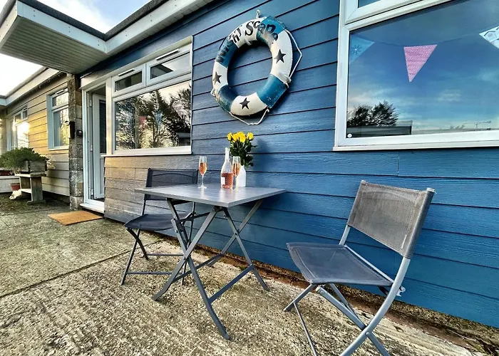 Wight Waves Holidays, Great Ferry Savings Available!