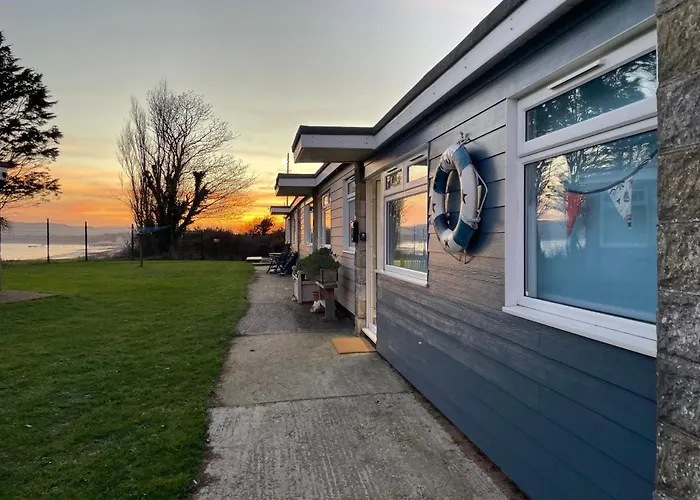 Wight Waves Holidays, Great Ferry Savings Available!