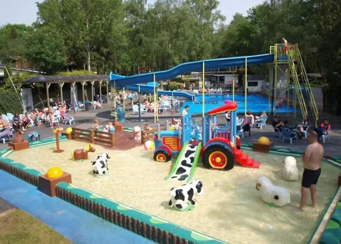 Te Huur: leuke 4-persoons Stacaravan op top locatie!
